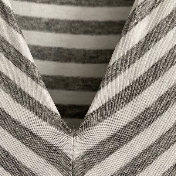 Vince Camuto Sleeveless Grey Striped Jersey Maxi Dress - Picture 11 of 11